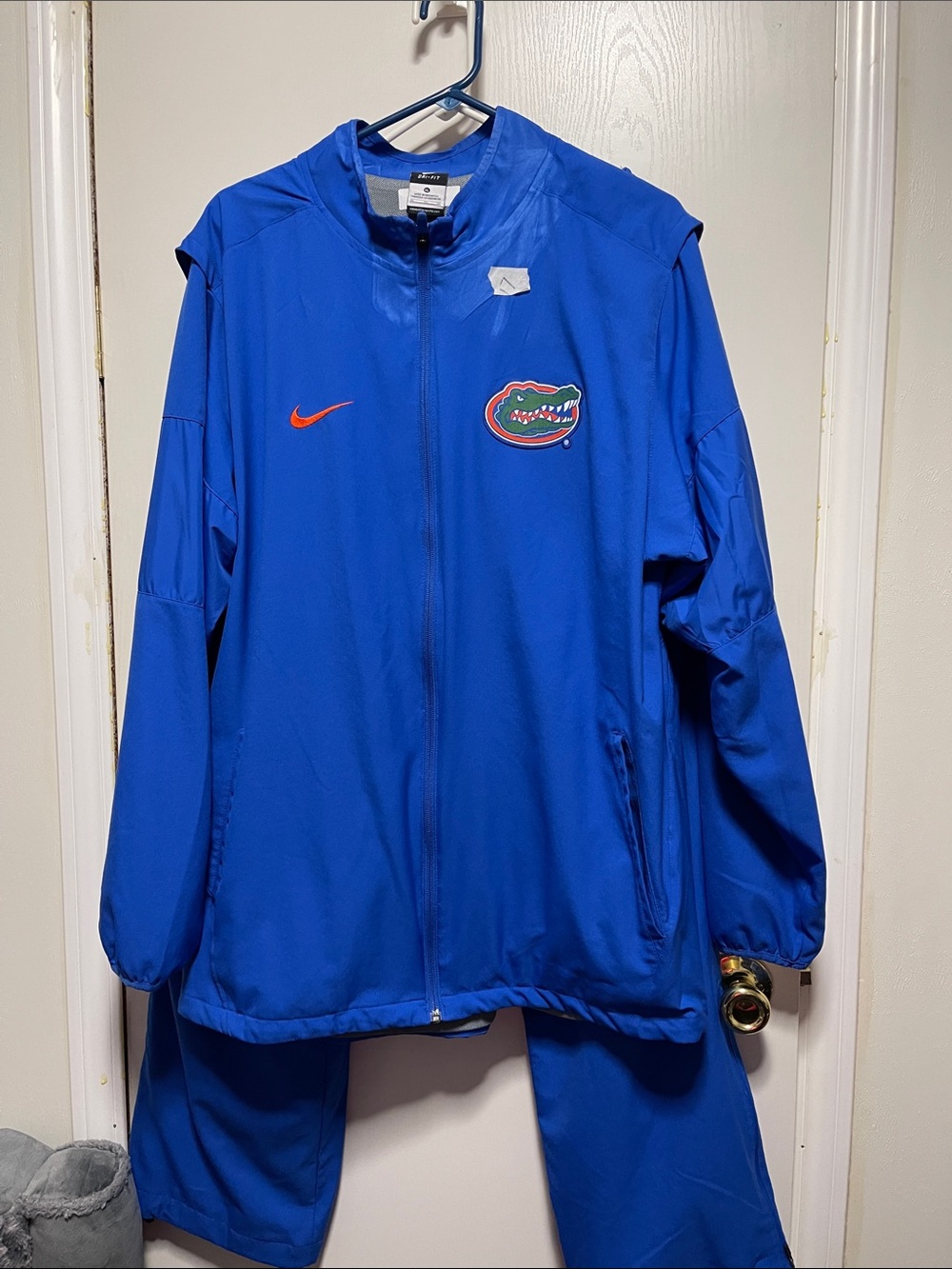 #17 Nike Kids Royal Blue Florida Gators Full-Zip warm up suit Team issue ‘16